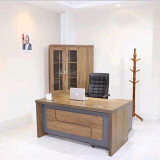 1600mm EXECUTIVE OFFICE DESK WITH SIDE RETURN TABLE 6816